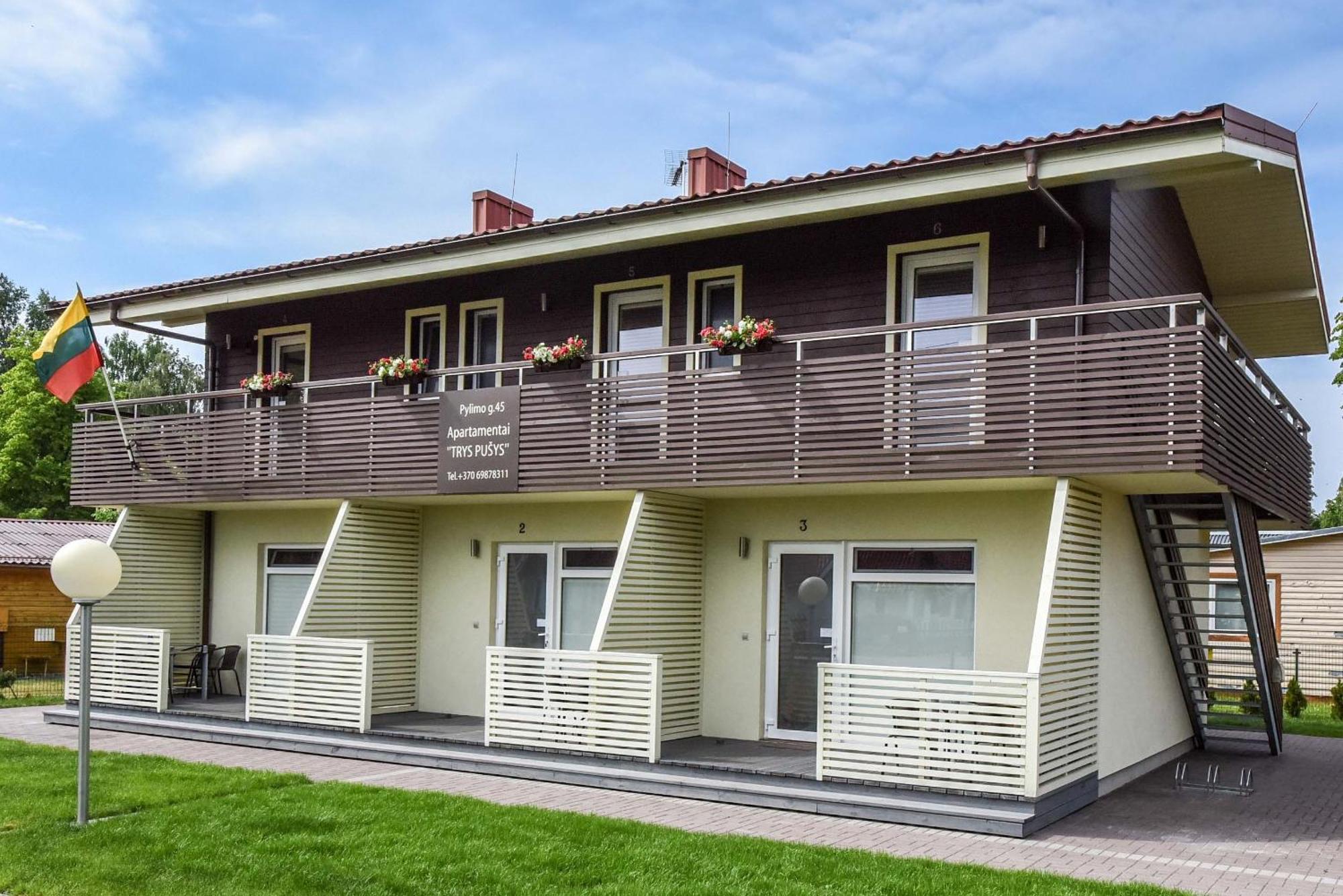 Apartamentai Trys Pusys Šventoji Buitenkant foto